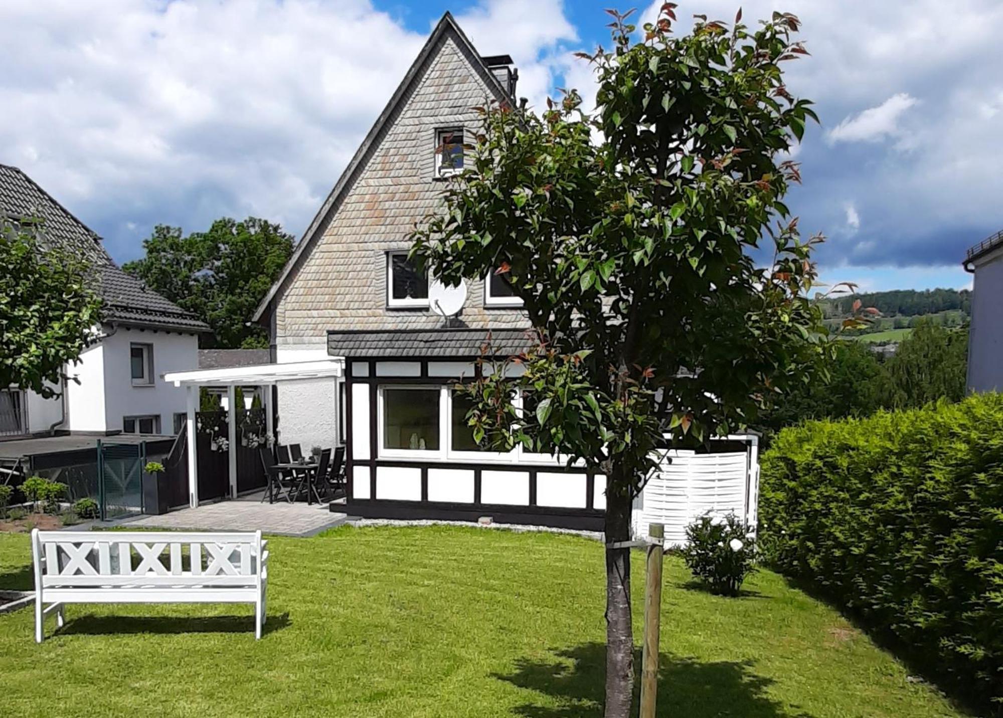 Landhaus Augenblicke In Olsberg - Modernes Ferienhaus Mit Garten Kültér fotó